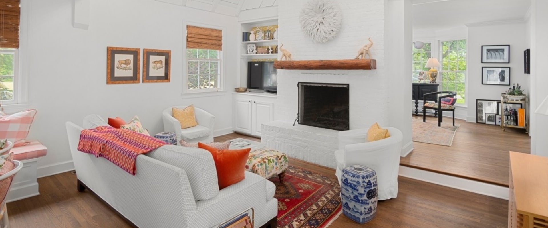 How to Incorporate Rugs into Interior Design in Indianapolis, Indiana
